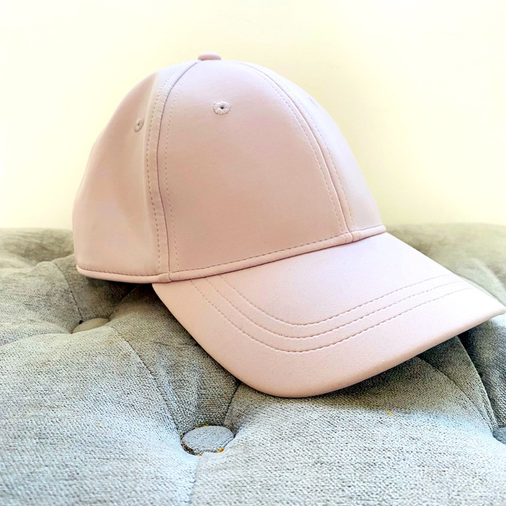 Lululemon baseball cap